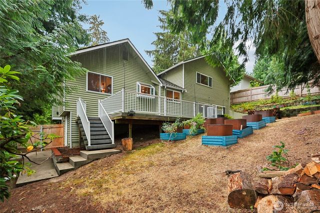 4315 210th Place NE, Sammamish, WA 98074