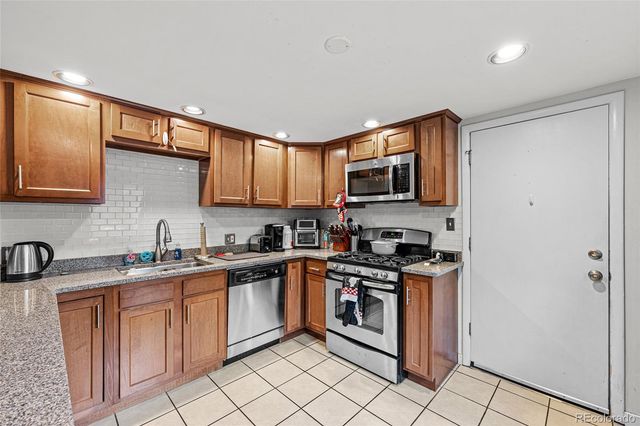 2836 Xavier, Denver, CO 80212