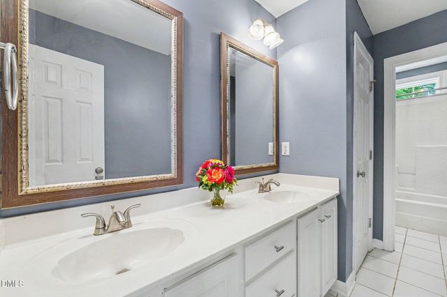 12208 Ashton Woods Lane, Raleigh, NC 27614