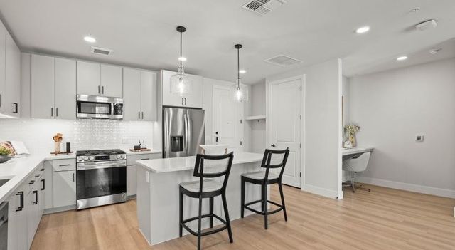 500 E Rivulon Boulevard C1, Gilbert, AZ 85295