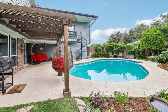 7134 Crooked Oak Drive, Dallas, TX 75248