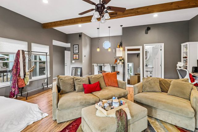 7134 Crooked Oak Drive, Dallas, TX 75248