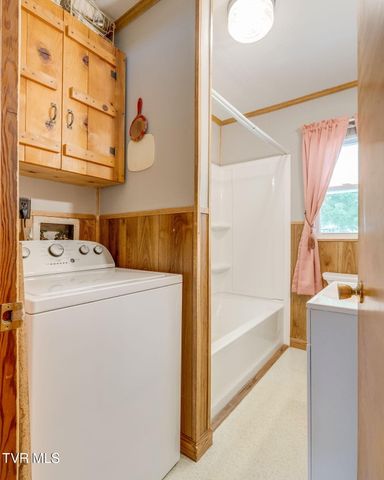 323 Booher Lane, Bristol, TN 37620
