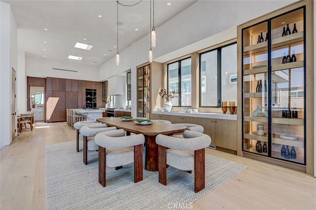 1404 Manhattan, Manhattan Beach, CA 90266