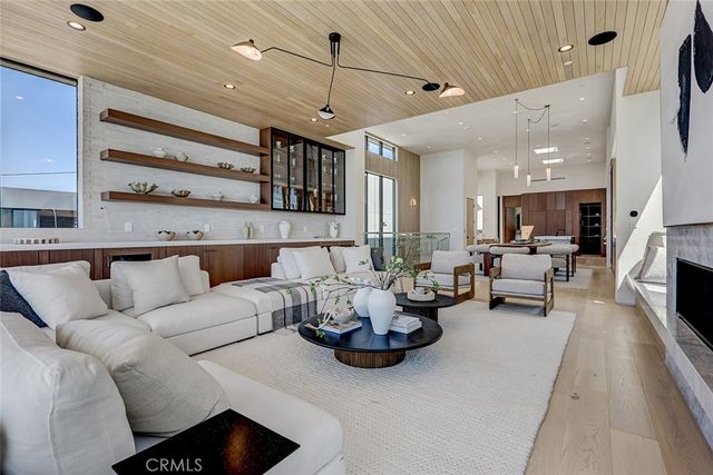 1404 Manhattan, Manhattan Beach, CA 90266