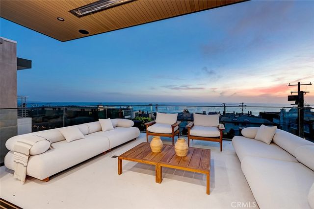 1404 Manhattan, Manhattan Beach, CA 90266