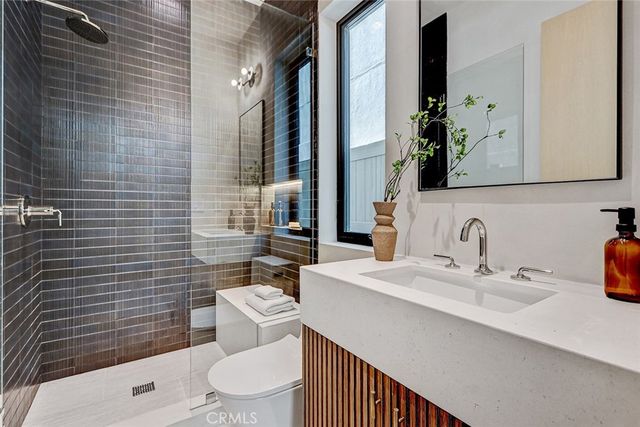 1404 Manhattan, Manhattan Beach, CA 90266