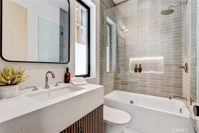 1404 Manhattan, Manhattan Beach, CA 90266