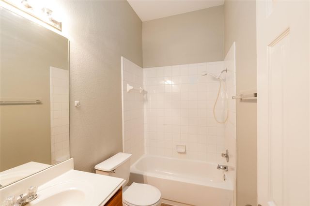11516 Sunny Creek LN, Manor, TX 78653