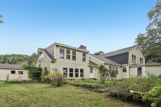36 Boeske Ave, Maynard, MA 01754