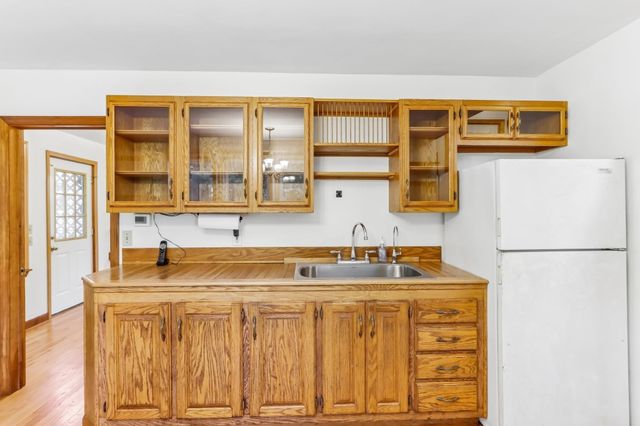 36 Boeske Ave, Maynard, MA 01754
