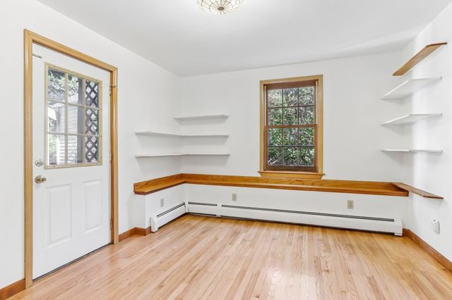 36 Boeske Ave, Maynard, MA 01754