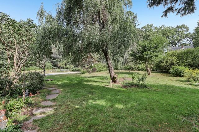 36 Boeske Ave, Maynard, MA 01754