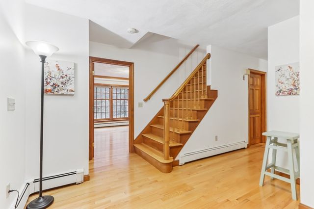 36 Boeske Ave, Maynard, MA 01754