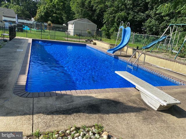 920 HAMPTON WAY, Williamstown, NJ 08094
