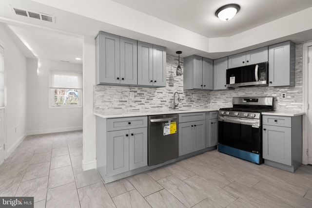920 HAMPTON WAY, Williamstown, NJ 08094