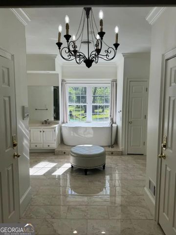 490 N Pine Hill Road, Griffin, GA 30223