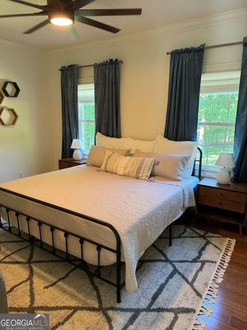 490 N Pine Hill Road, Griffin, GA 30223