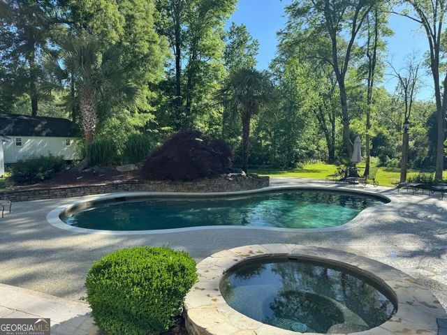 490 N Pine Hill Road, Griffin, GA 30223