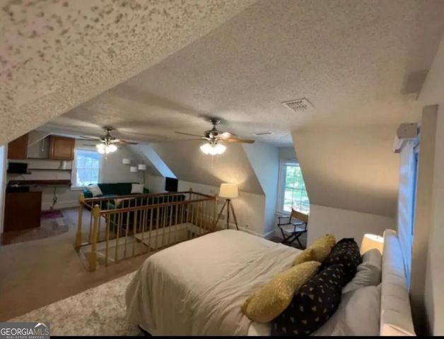 490 N Pine Hill Road, Griffin, GA 30223