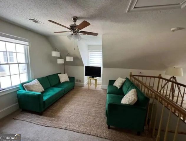 490 N Pine Hill Road, Griffin, GA 30223