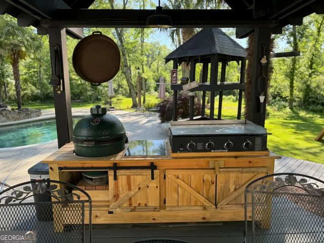 490 N Pine Hill Road, Griffin, GA 30223