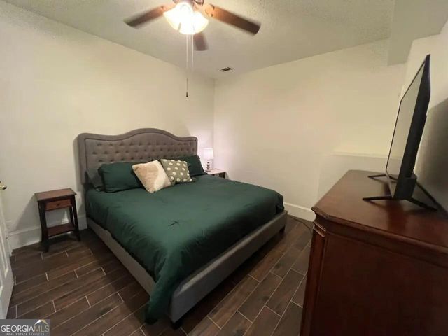 490 N Pine Hill Road, Griffin, GA 30223