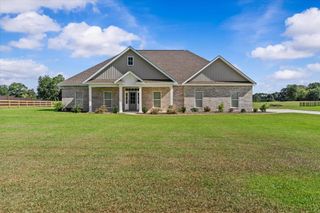 195 County Road 711, Enterprise, AL 36330