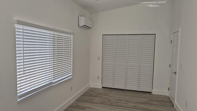 111 NE 45 Street, Oakland Park, FL 33334