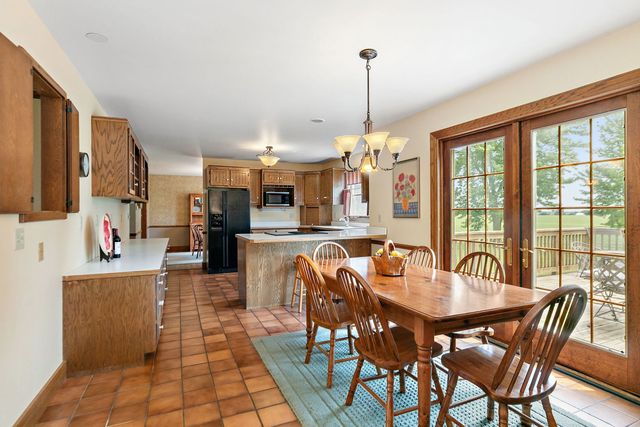 23086 Glidden Road, Dekalb, IL 60115
