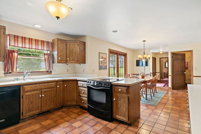 23086 Glidden Road, Dekalb, IL 60115