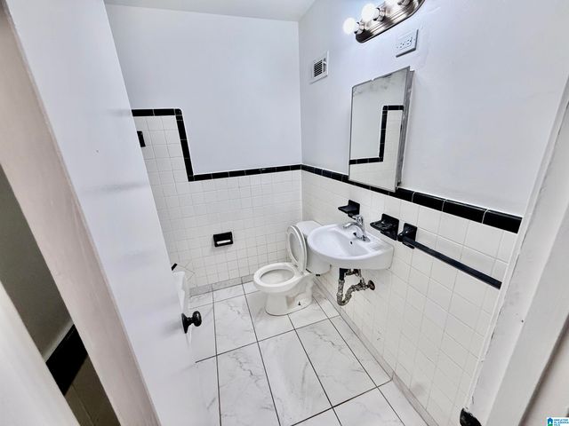 8512 N 2ND AVENUE N, Birmingham, AL 35206