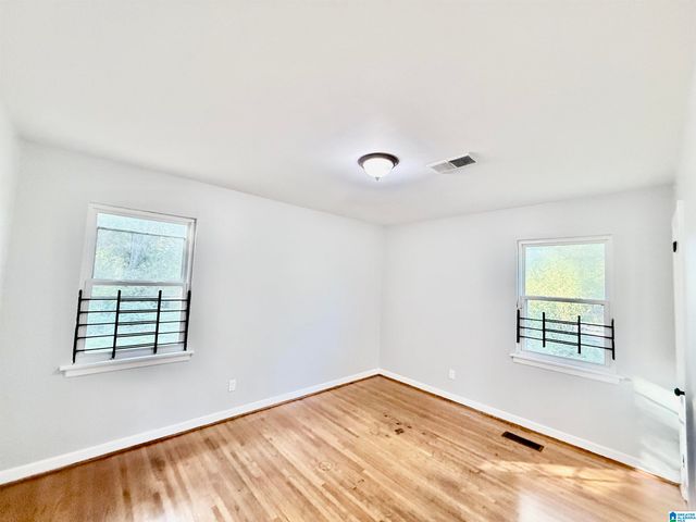 8512 N 2ND AVENUE N, Birmingham, AL 35206