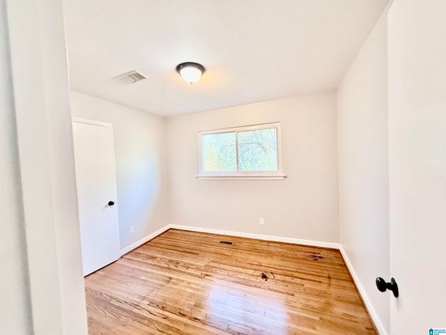 8512 N 2ND AVENUE N, Birmingham, AL 35206