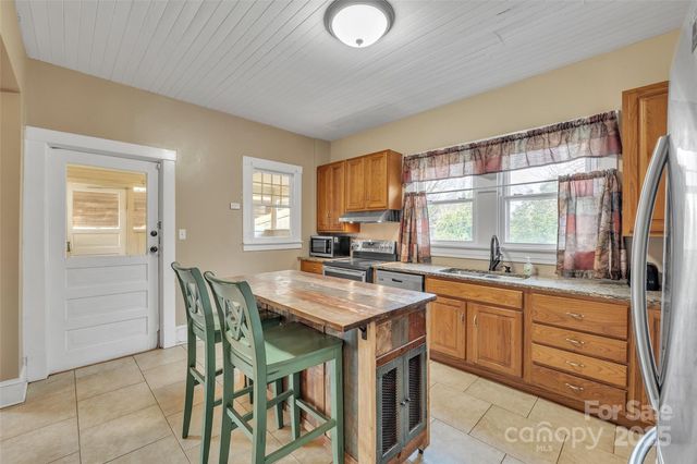 528 Mitchell Avenue, Salisbury, NC 28144