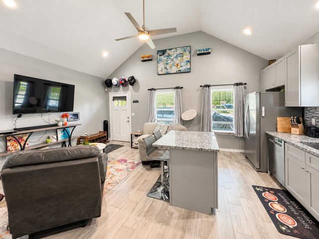 16434 Eastchase, Montgomery, TX 77316