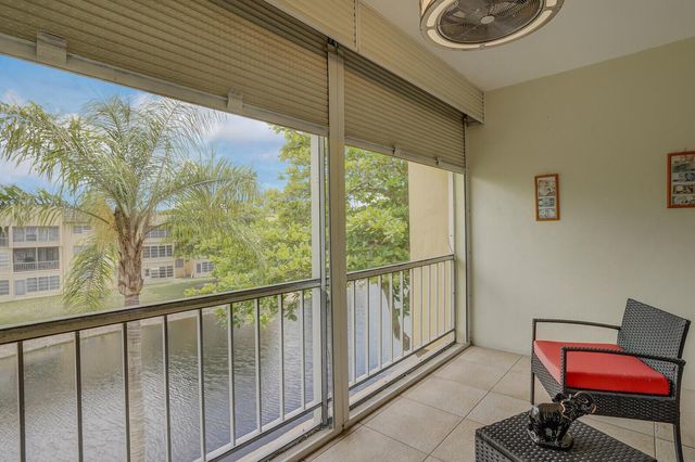 5830 NW 64th Avenue 310, Tamarac, FL 33319