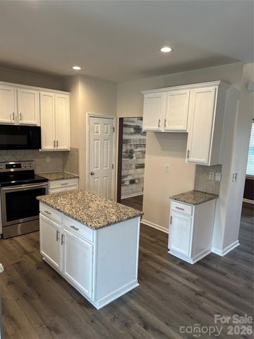 10327 Samuels Way Drive, Huntersville, NC 28078