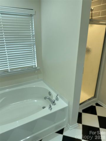 10327 Samuels Way Drive, Huntersville, NC 28078