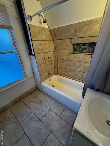 1220 Military Street, Detroit, MI 48209