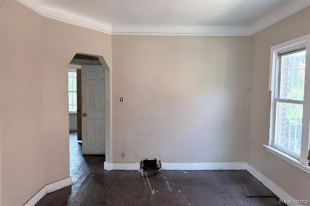15725 Cherrylawn Street, Detroit, MI 48238