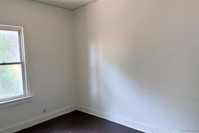 15725 Cherrylawn Street, Detroit, MI 48238