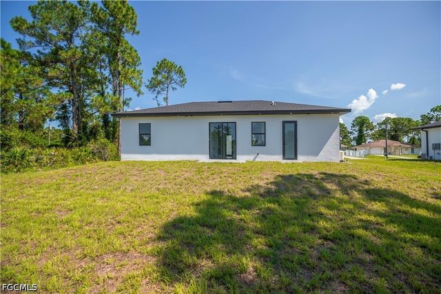 3123 69th ST W, Lehigh Acres, FL 33971