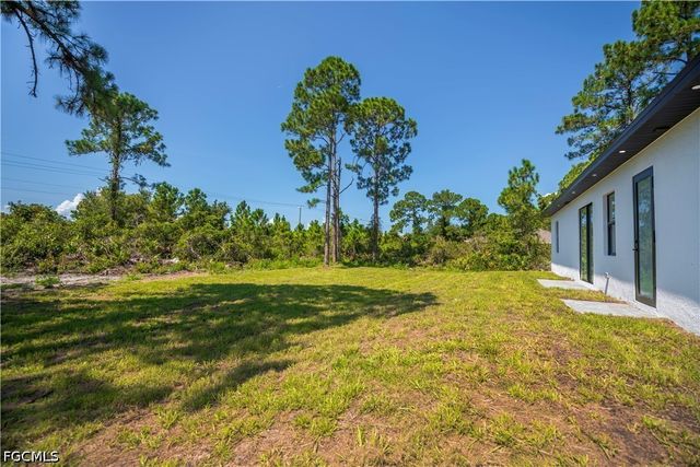3123 69th ST W, Lehigh Acres, FL 33971