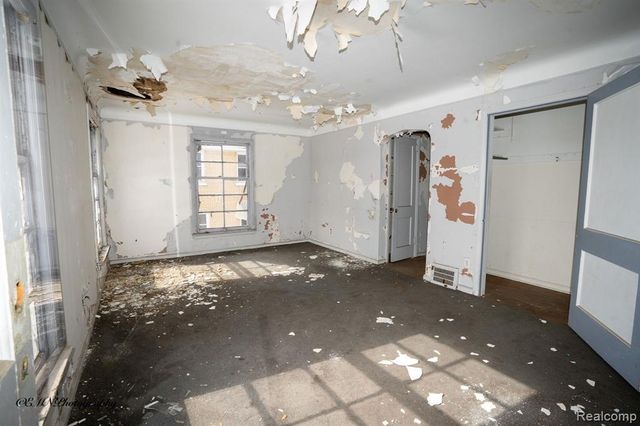 13449 Greiner Street, Detroit, MI 48205