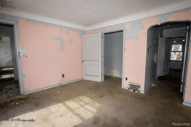 13449 Greiner Street, Detroit, MI 48205