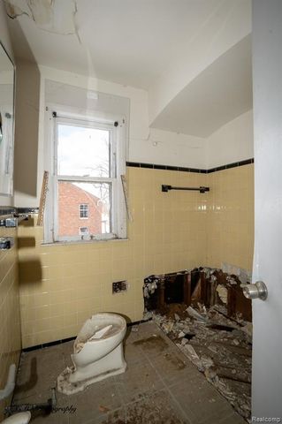 13449 Greiner Street, Detroit, MI 48205