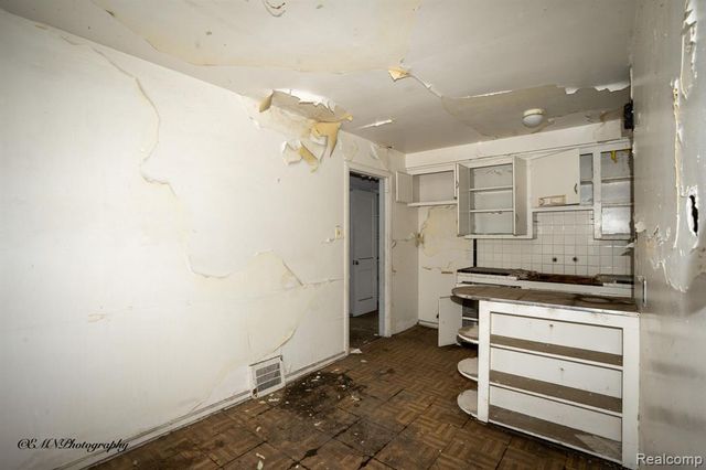 13449 Greiner Street, Detroit, MI 48205