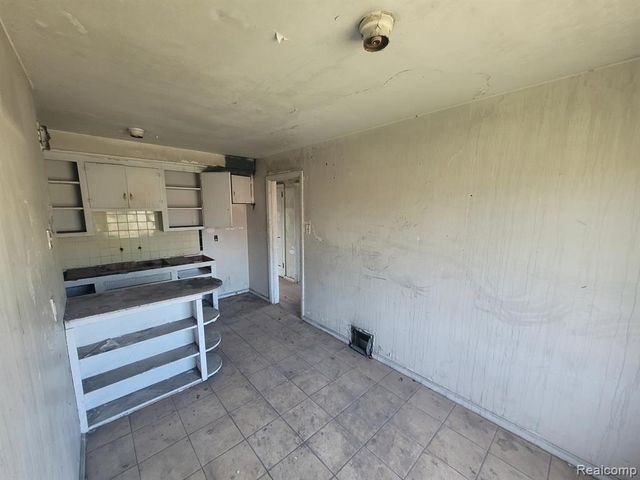 13449 Greiner Street, Detroit, MI 48205