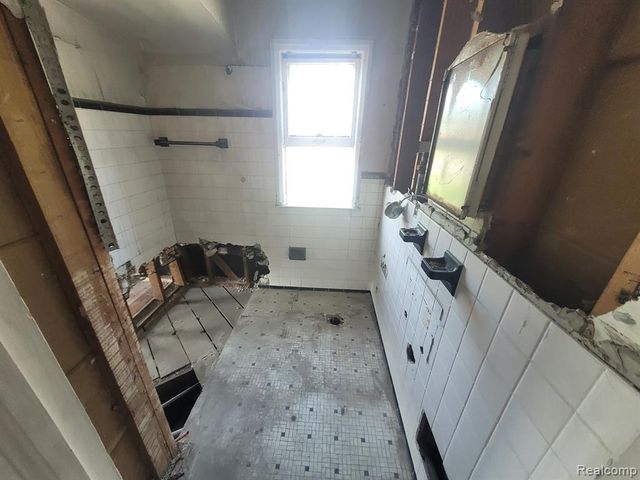 13449 Greiner Street, Detroit, MI 48205